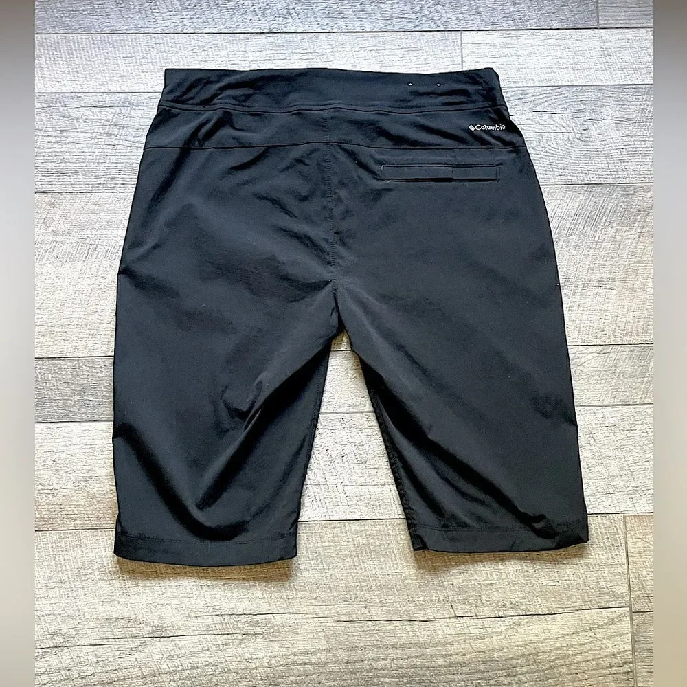 Men’s, Lightweight (Polyester/Nylon Blend), Black, Columbia Shorts. Size 10.